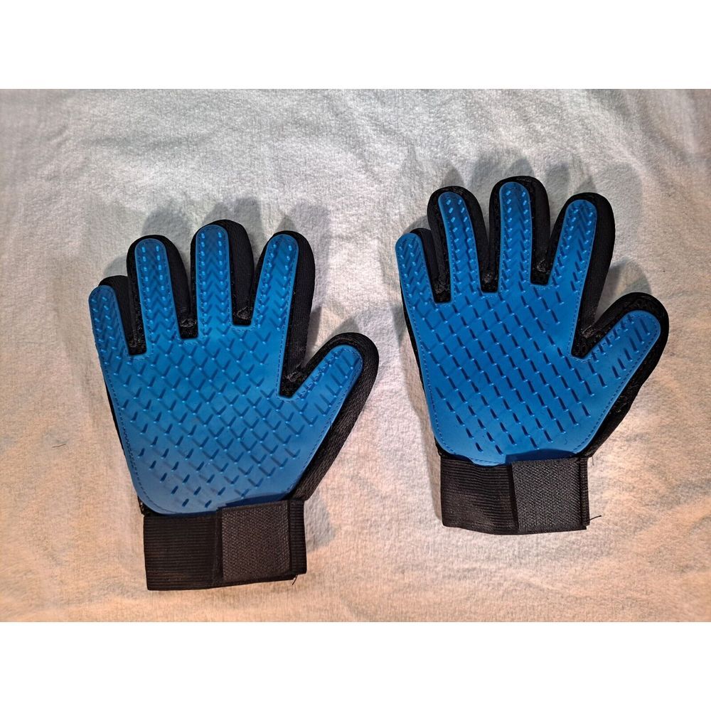 Pet Brush Glove-Set of 2 Righthand-Dog Hair Remover and Cleaning‎ gloves. Blue